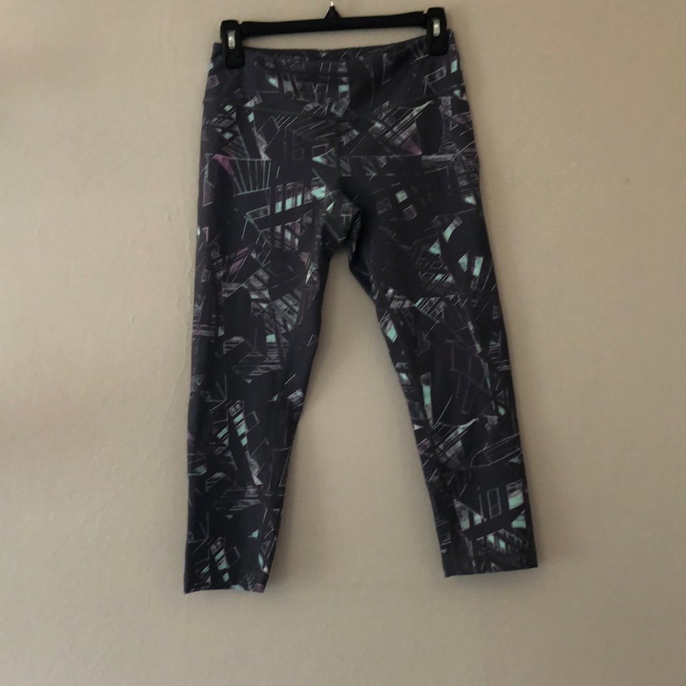 Zella Capri Leggings